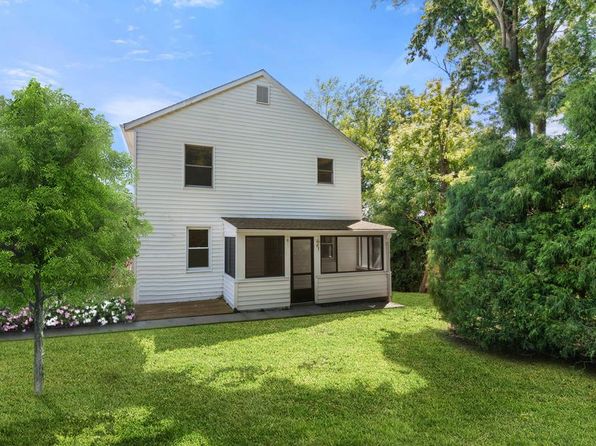 5 1/2 Sunrise Rd
