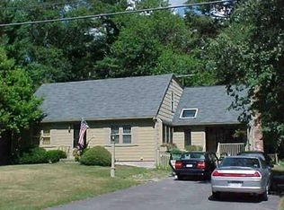 24 Daniel Dr, Abington, MA 02351