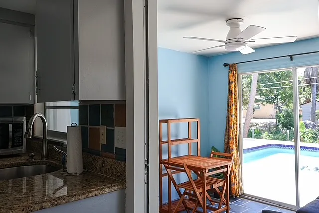 221 Pameto Rd #B — Photo 10