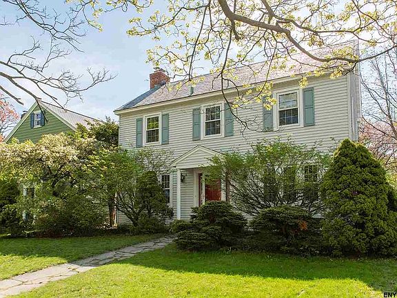 2nd image of 60 Oakwood St