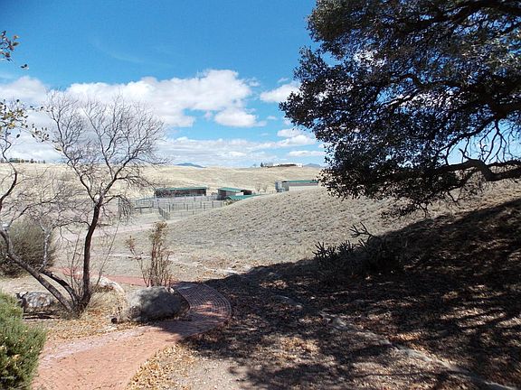 4th image of 41 Foothills Ct
