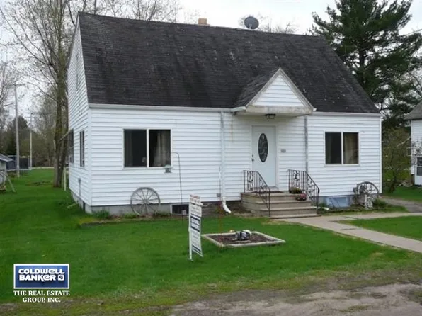 121 W Clark St, Plainfield, WI 54966