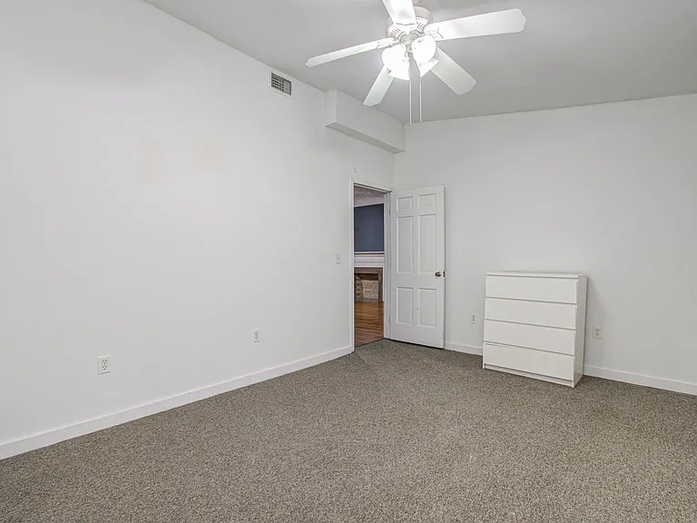 5419 Gulfton St #G — Photo 9
