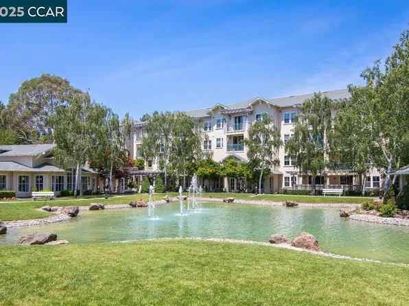 1860 Tice Creek Dr APT 1117, Walnut Creek, CA 94595