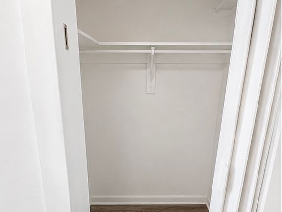 5th image of 233 SW 11th Ave #114