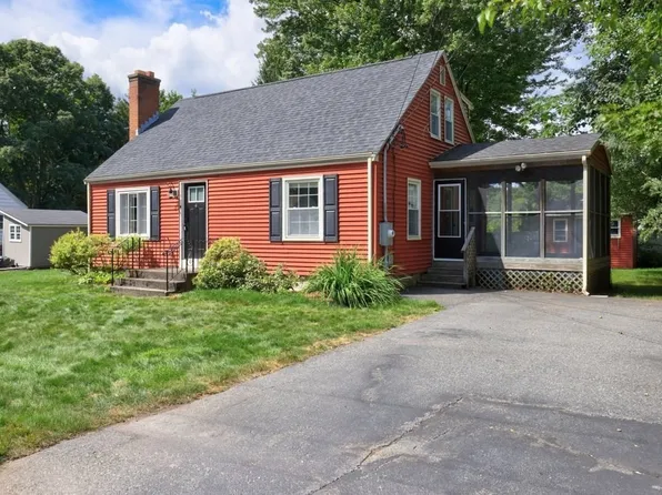 3 Ireta Rd, Shrewsbury, MA 01545
