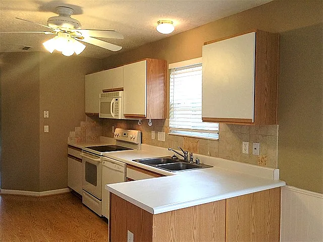 7783 Haverhill Ln — Photo 3
