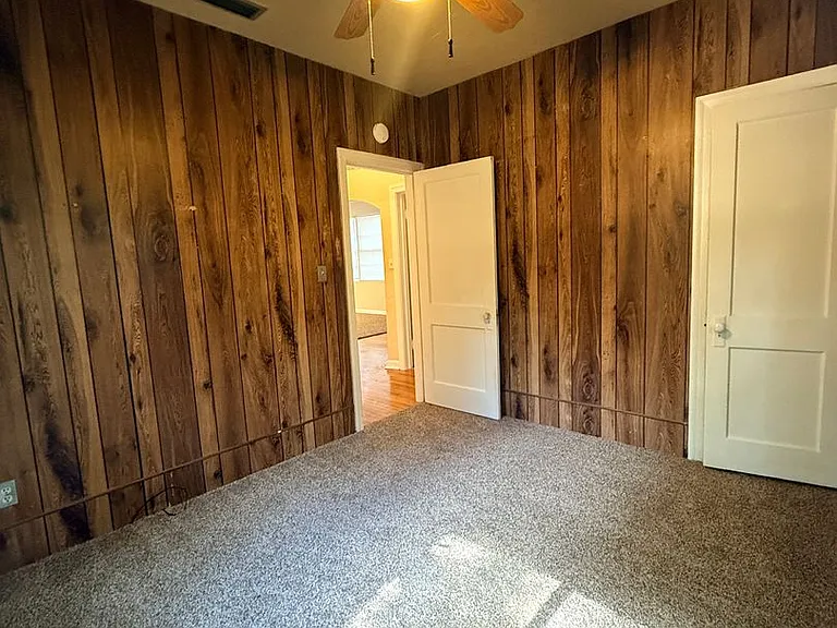 5725 E University Ave — Photo 25