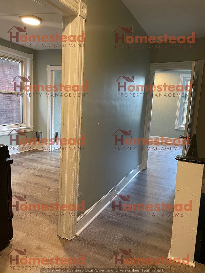 209 Main Street — Photo 3