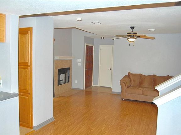 5th image of 333 Melrose Dr APT 15A