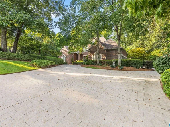 1970 Rocky Brook Dr, Vestavia, AL 35243