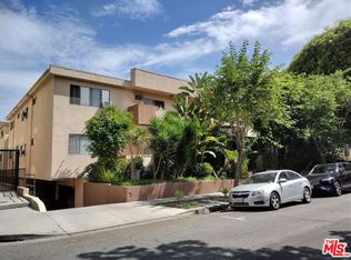 650 Westmount Dr APT 204, West Hollywood, CA 90069