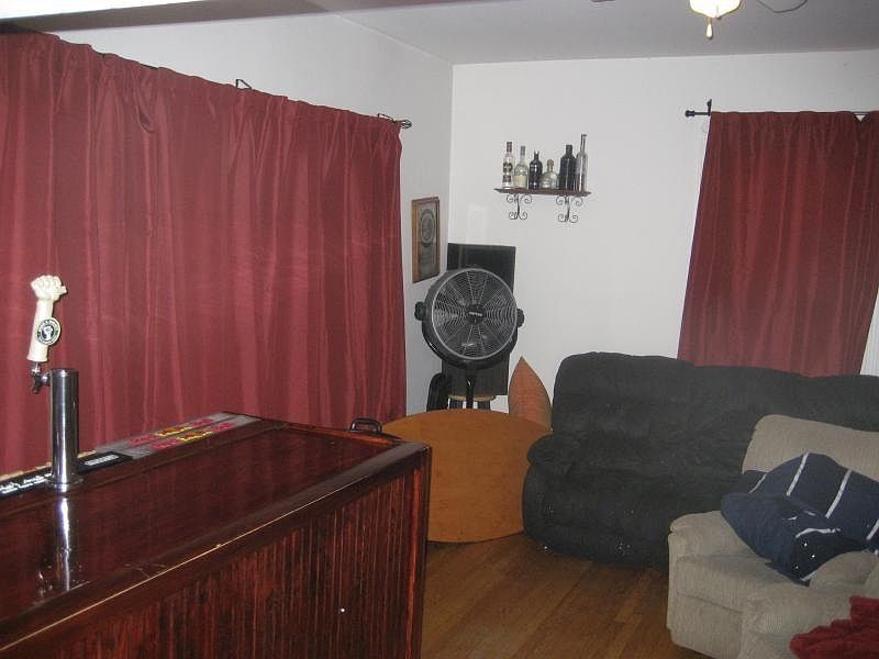 2nd image of 104 Chester St