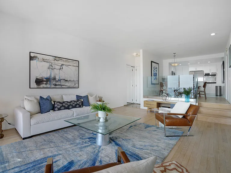 18111 Coastline Dr #2 — Photo 10