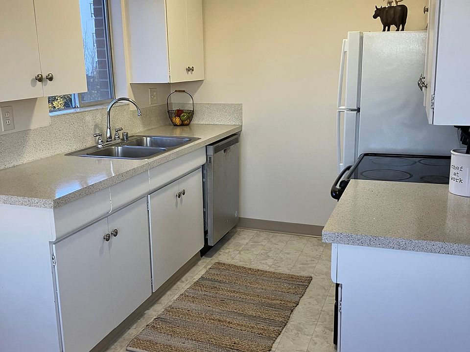 Mont Clare Apartments 330 2nd Ave S Kirkland, WA Zillow