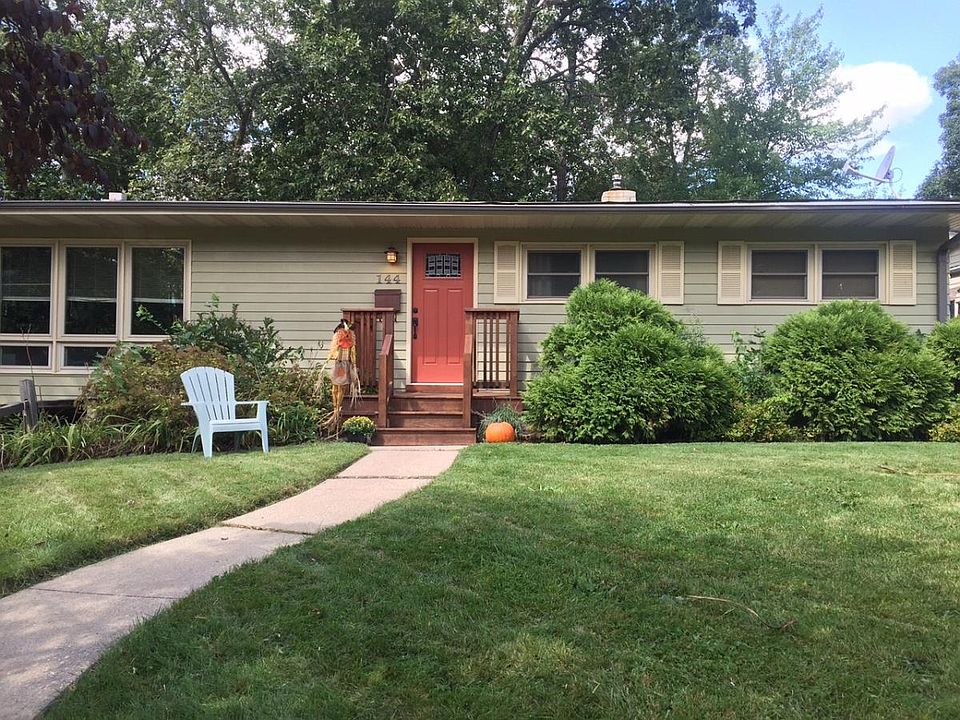 1st image of 144 Terrace Dr