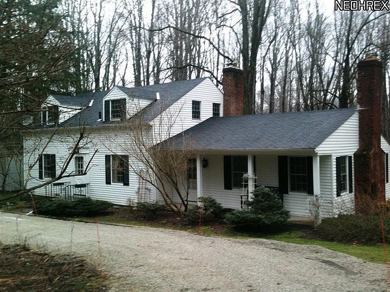2nd image of 471 Chagrin River Rd