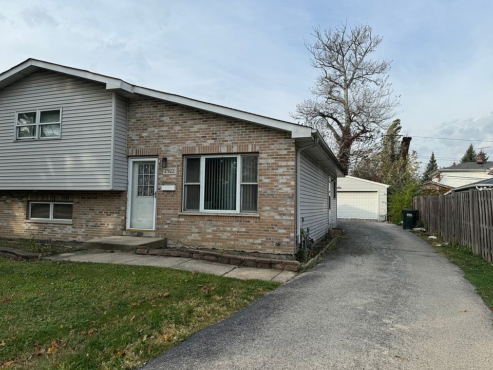 1st image of 2922 La Porte Ave