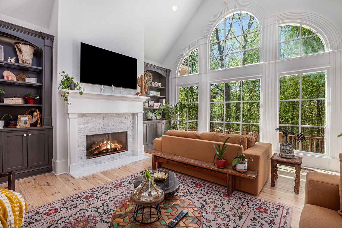 next background image