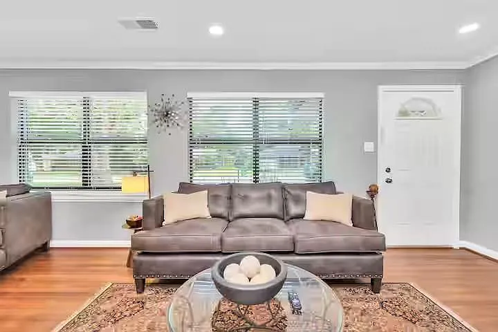 2107 Wakefield Dr — Photo 5