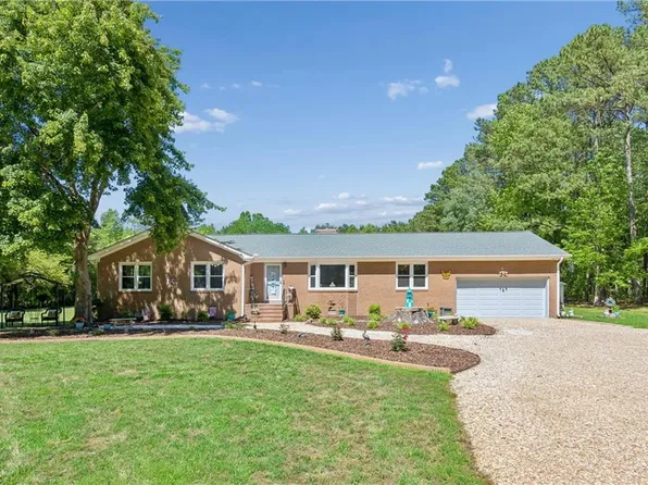 5585 Ware Neck Rd, Gloucester, VA 23061