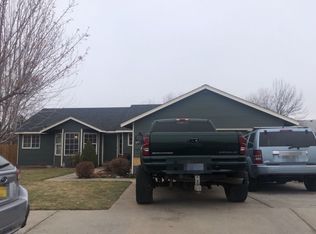 2242 SW 29th St, Redmond, OR 97756