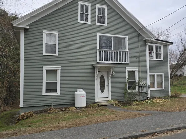 46 E East School Street, Oakland, ME 04963