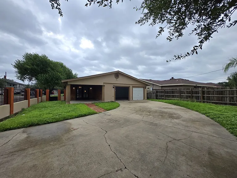 126 La Silla Dr — Photo 24
