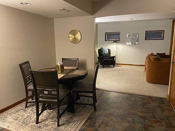 5th image of 517 Winterberry Dr