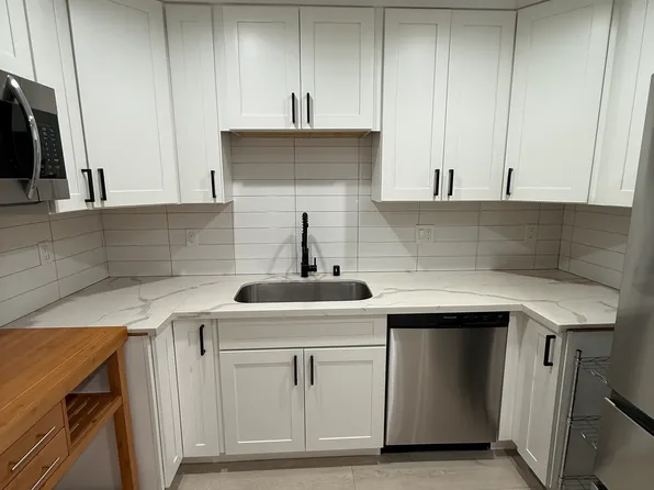 (undisclosed Address), Roseville, CA 95661