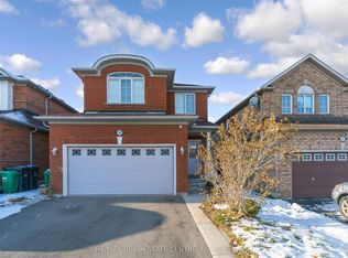 40 Olympia Cres, Brampton, ON L6X4W2