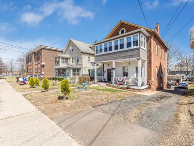 156 South Main Street, Middletown, CT, 06457