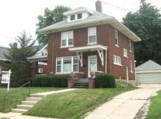 115 E Jefferson St, Freeport, IL 61032