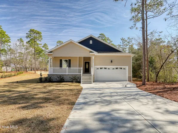 217 Foxcroft Road, Southport, NC 28461