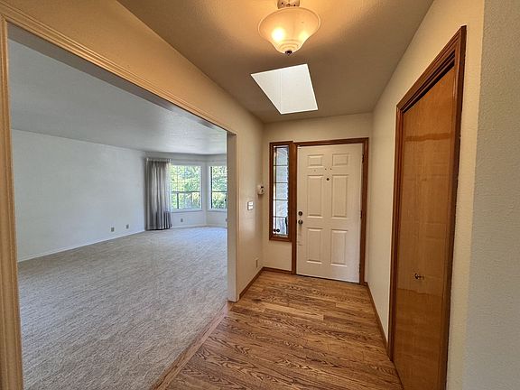 4th image of 1033 S 232nd St