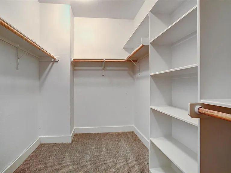 8808 Hollister Pine Ct — Photo 14