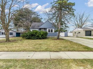 211 Church St, Auburn, MI 48611