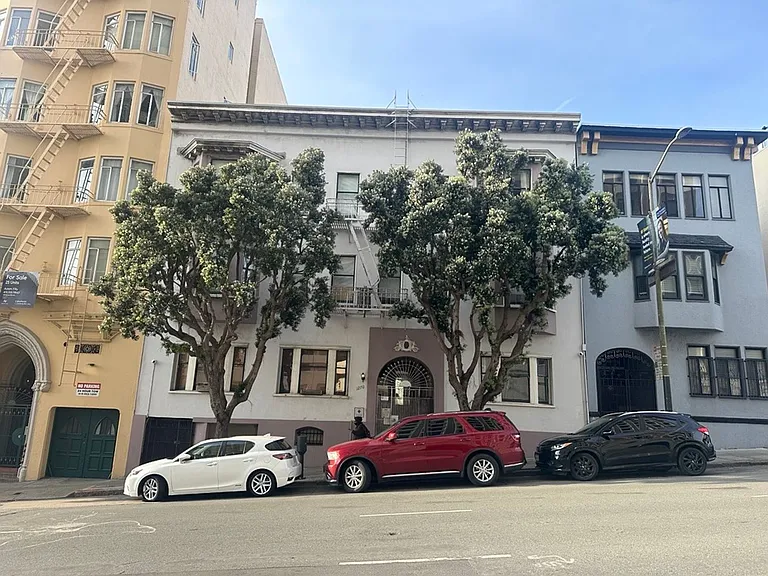 1270 Pine St — Photo 11