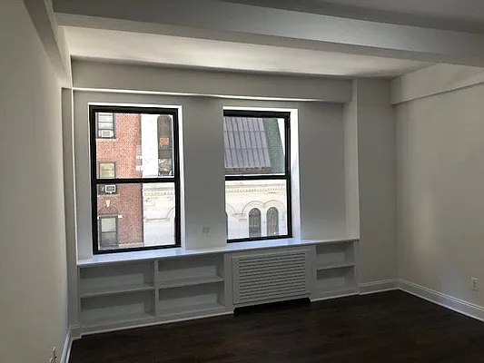 Rented by Solil Management | media 1