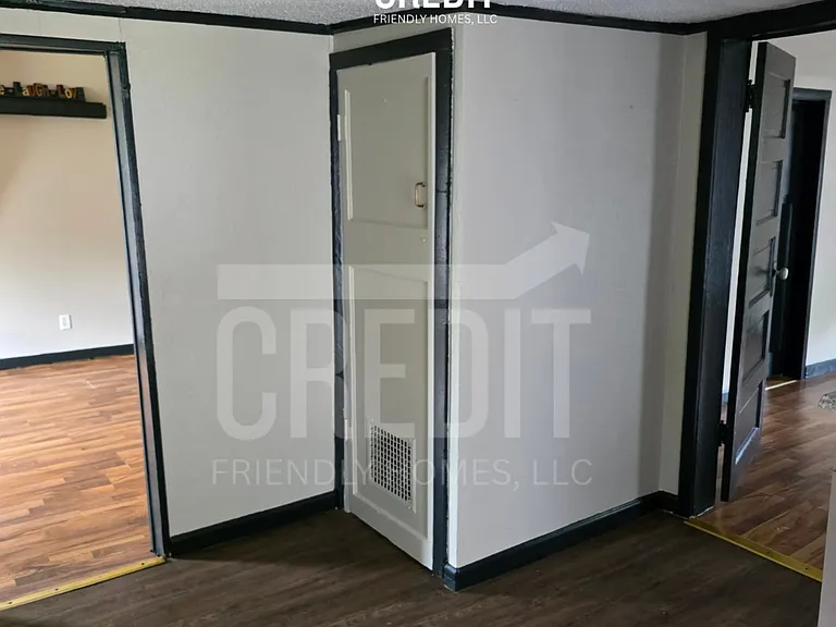 10 Cedar St — Photo 6