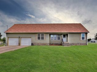 5 Wheatfield Dr, Fort Mitchell, AL 36856