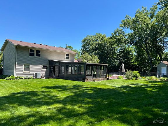 4th image of 3333 Meadow Green Ct
