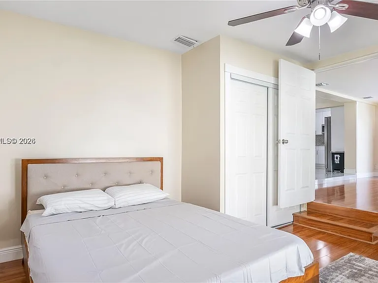 5211 NE 17th Ave — Photo 35