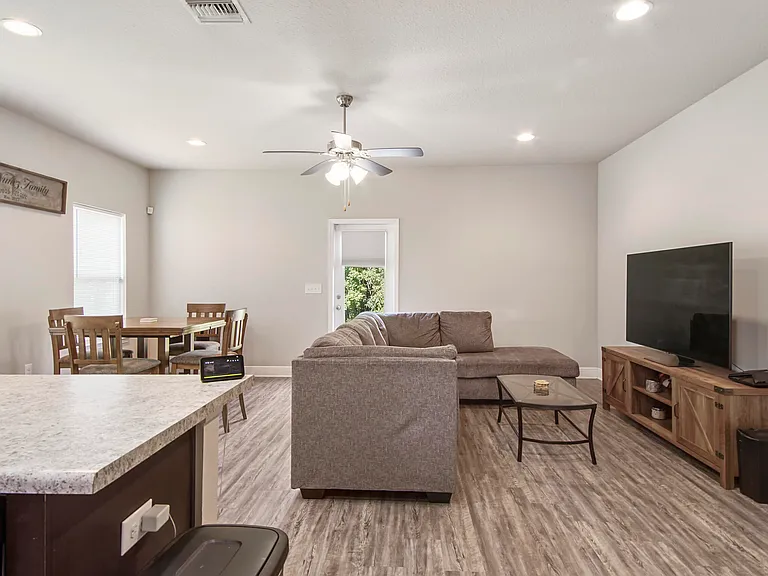 5840 Callaway Cir — Photo 8