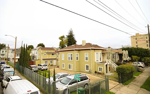 556 46th St #562 Photo 1