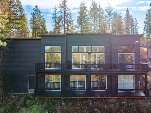 21125 N Byrne Ln, Nine Mile Falls, WA 99026
