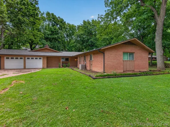 1312 Brookside Pkwy, Bartlesville, OK 74006