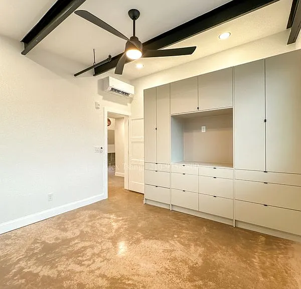 630 Montana St #301 — Photo 11