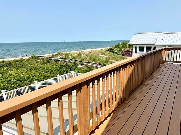 3rd image of 1976 E Ocean View Ave #8