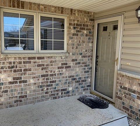 2nd image of 685 Stoney Creek Ct